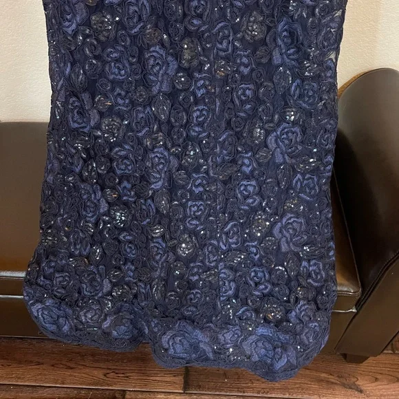 Teri Jon Rickie freeman Beautiful dress navy with the bow and lace - Picture 7 of 10